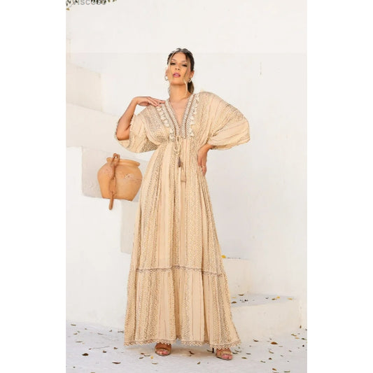 Vestido Crepe Longo Manga Morcego Bordado Franjas Estilo Boho